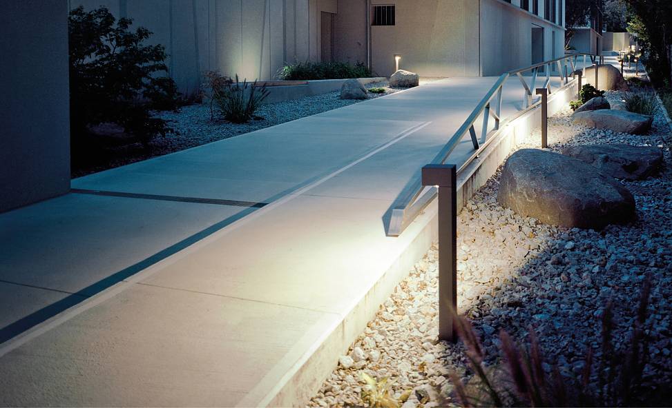 night shot of lower courtyard | photo © Severin Koller